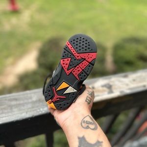 Varsity Red Retro Jordan 6s